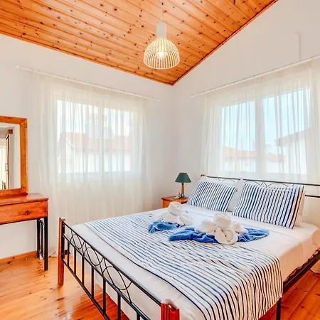 בית נופש Salt & Sun Retreat *